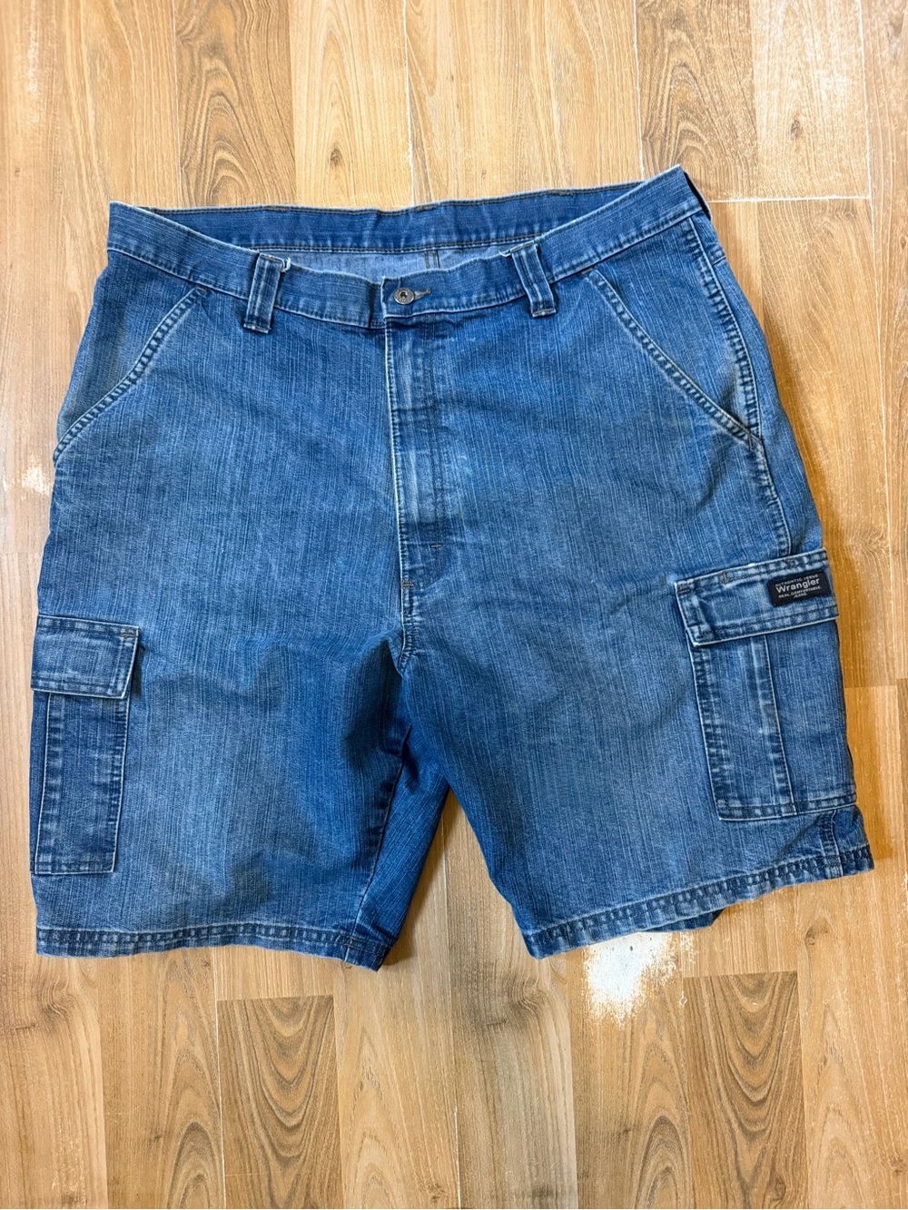 Wrangler Men’s Baggy Blue Denim Jean Shorts